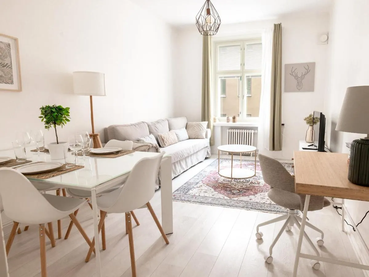 Poista 2Ndhomes Cozy Apartment In Beautiful Punavuori District Helsinki