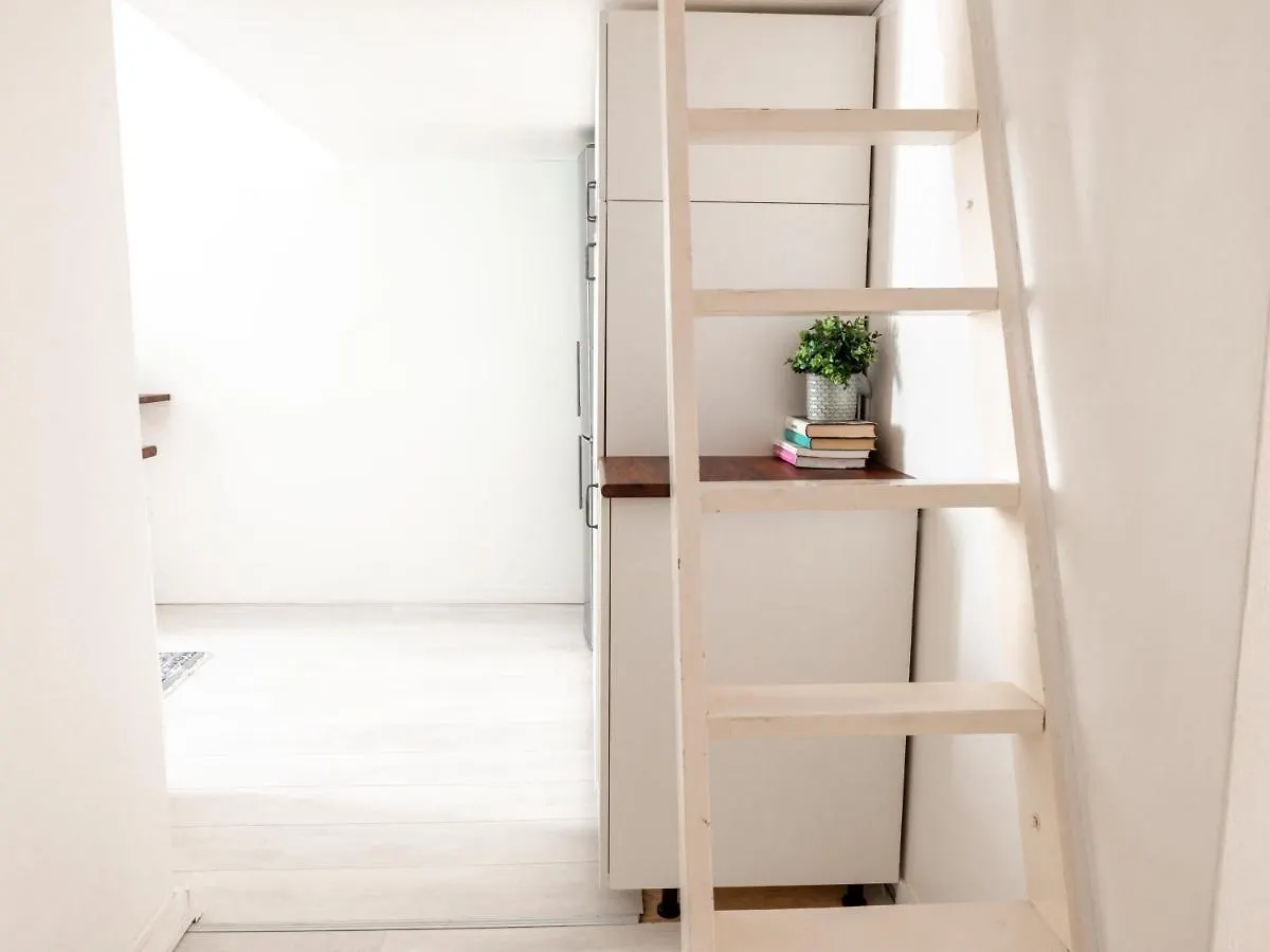 Poista 2Ndhomes Cozy Apartment In Beautiful Punavuori District Helsinki